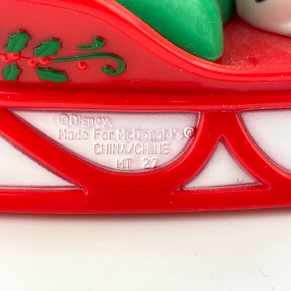 McDonalds Disney 101 Dalmatians Snow Dome Dog Sledding Collectible Figurine 1996 - Picture 7 of 16